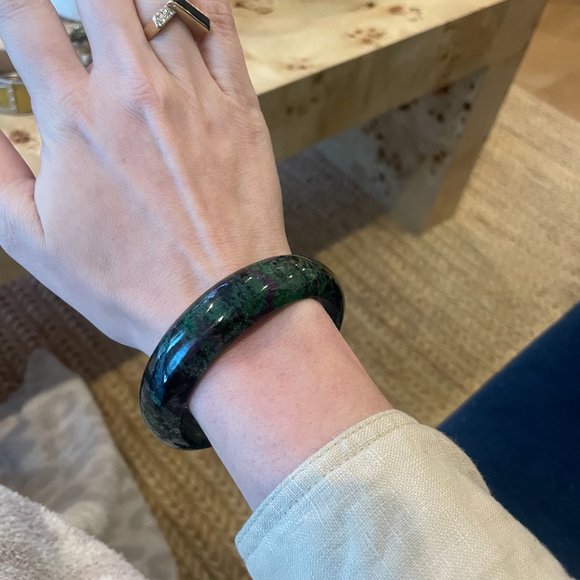 Vintage Jade Bracelet - Picture 3 of 4